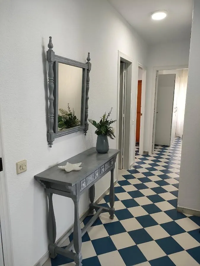 Appartamento Apartamento Laeyras A 300 M De La Playa Aguadulce  Spagna