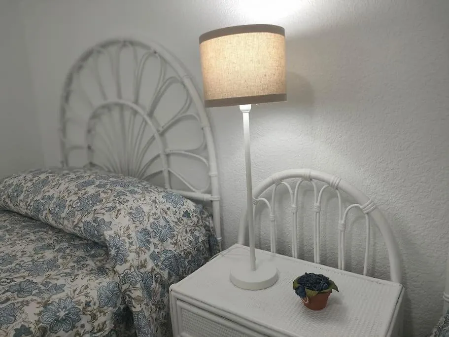 Apartamento Laeyras A 300 M De La Playa Aguadulce  Aguadulce (Almeria)